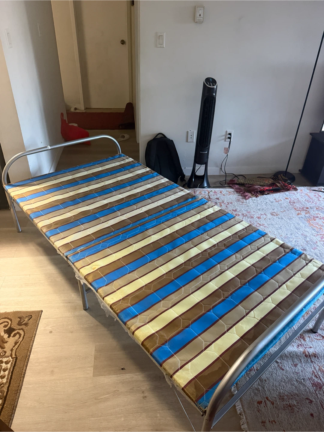 Folding  Bed