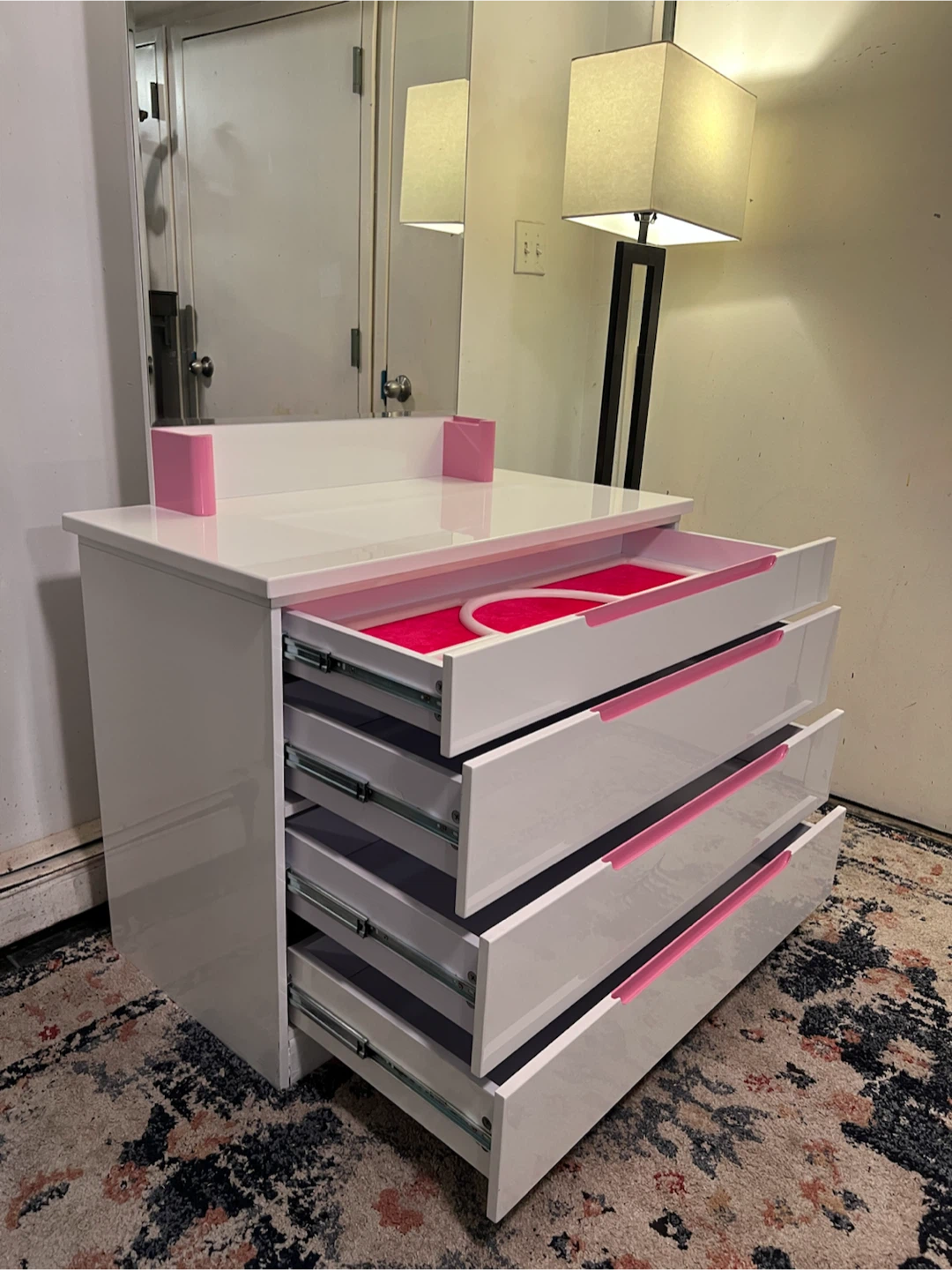 Dresser / Vanity w/Mirror - Delivery Available - photo 2