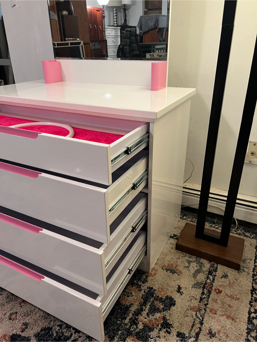 Dresser / Vanity w/Mirror - Delivery Available - photo 3