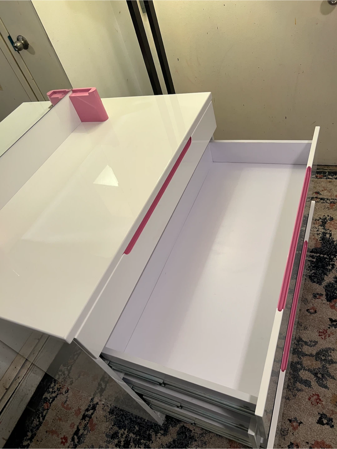 Dresser / Vanity w/Mirror - Delivery Available - photo 5