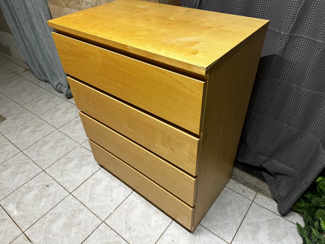 4‑Drawer Light Wood Wooden Dresser — Modern Minimalist