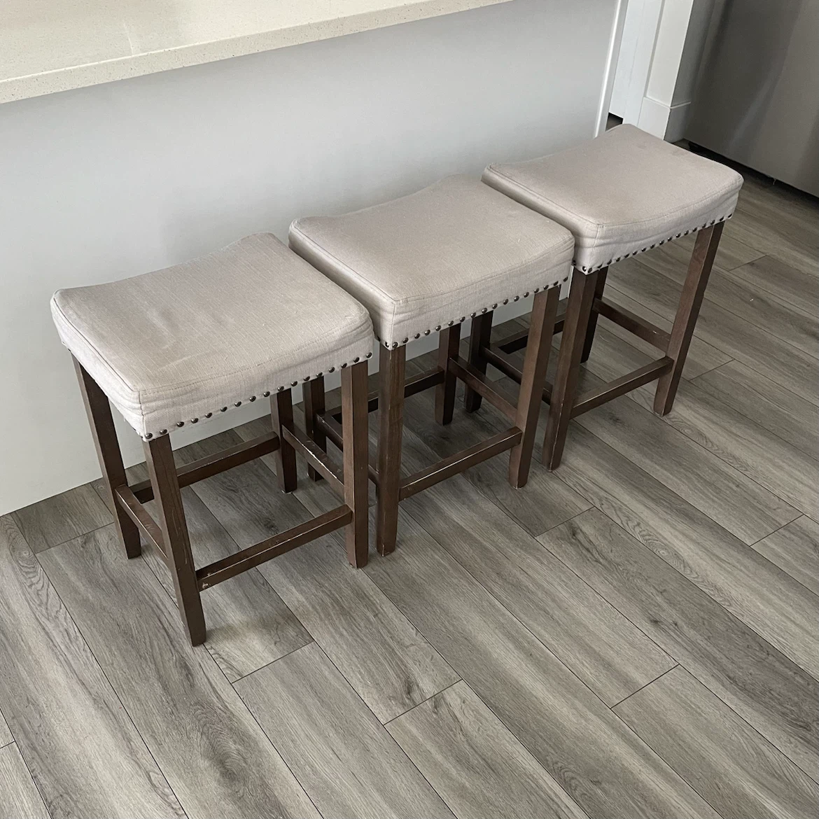 3 Bar Stools - photo 5
