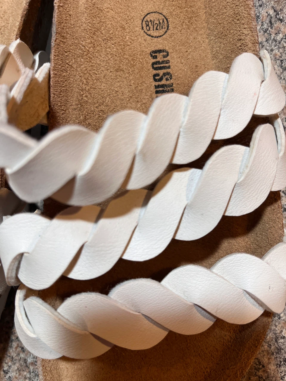 Cushionaire White Braided Sandals Size 8.5M - photo 3