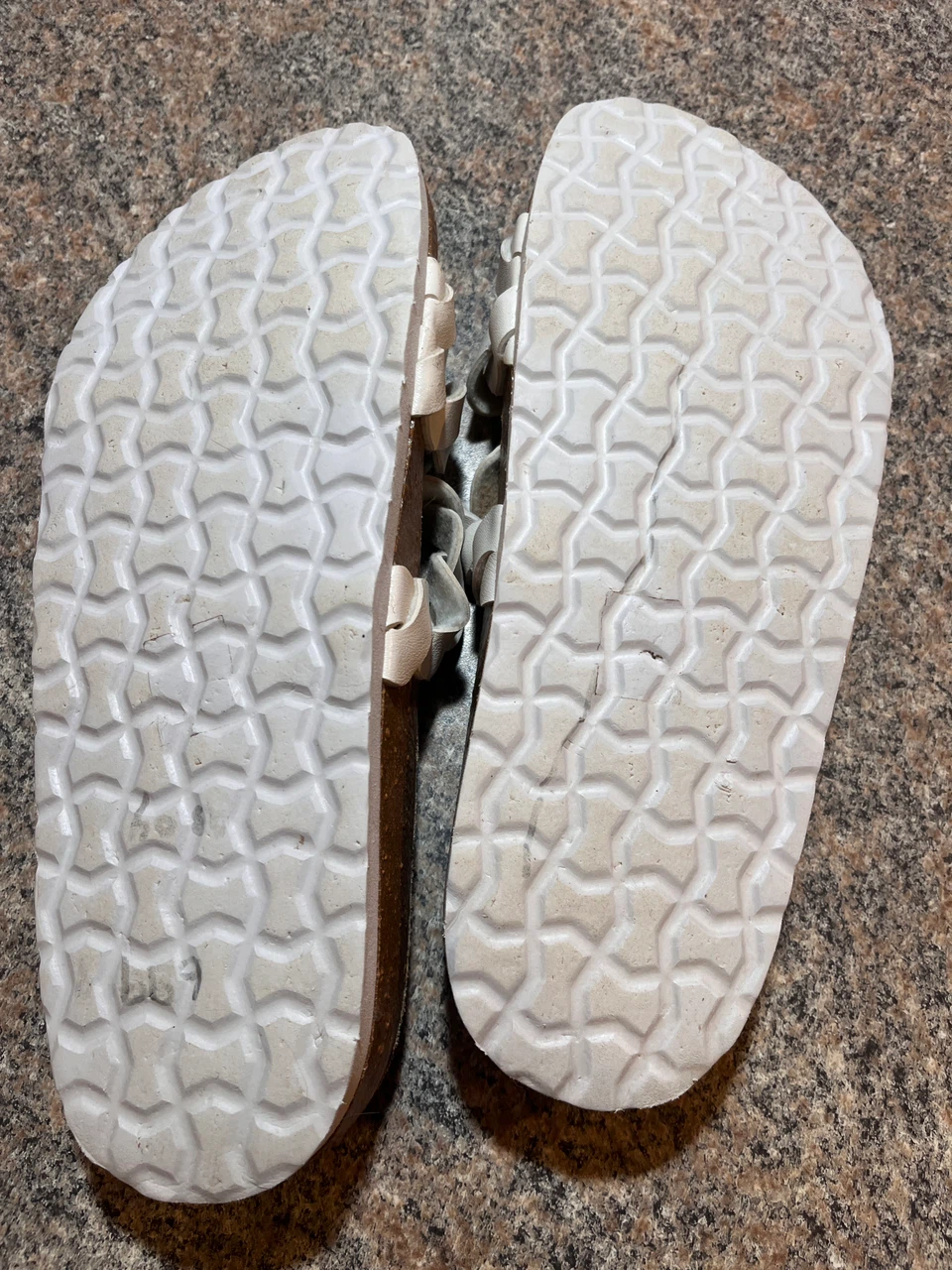 Cushionaire White Braided Sandals Size 8.5M - photo 5