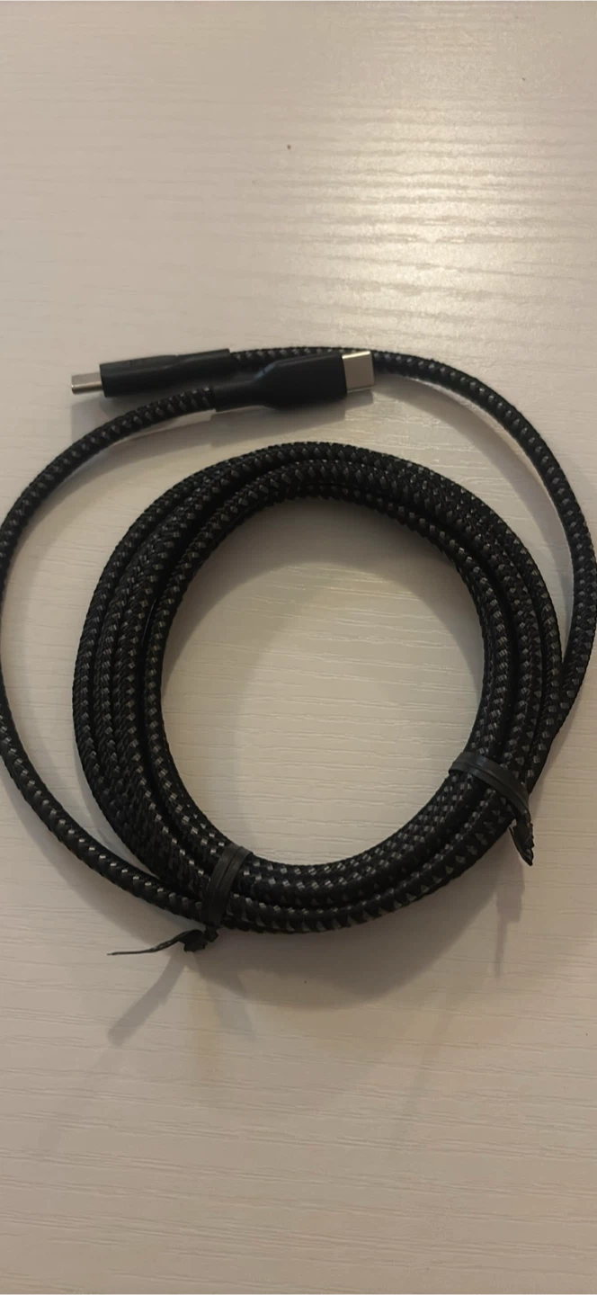 USB-C to USB-C Braided Charging Cable – 100W