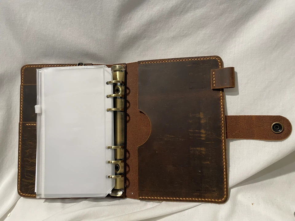Distressed Leather 6 Ring Binder, “A6” Personal Size - photo 4