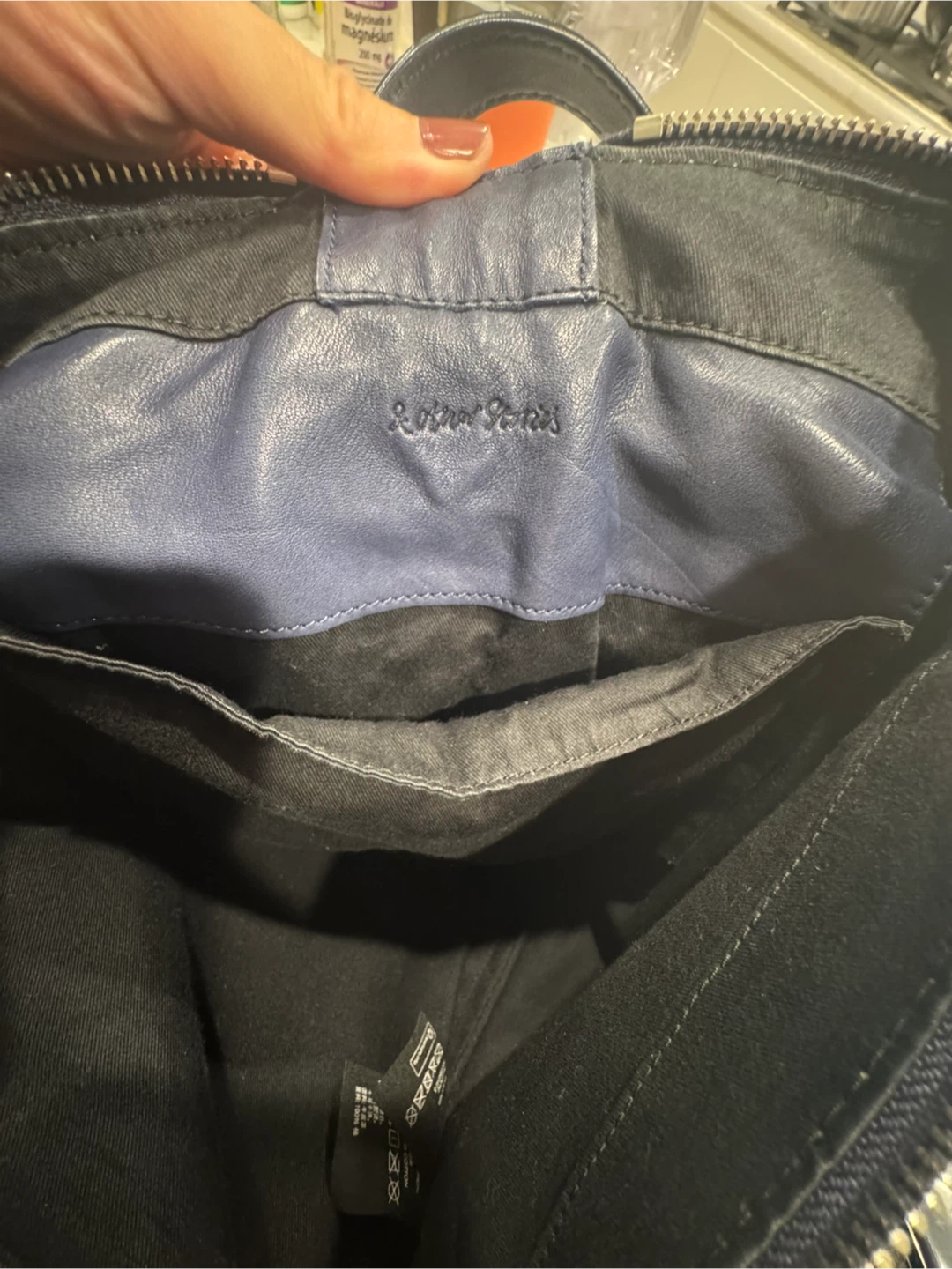 & Other Stories Navy Leather Shoulder Bag - photo 3