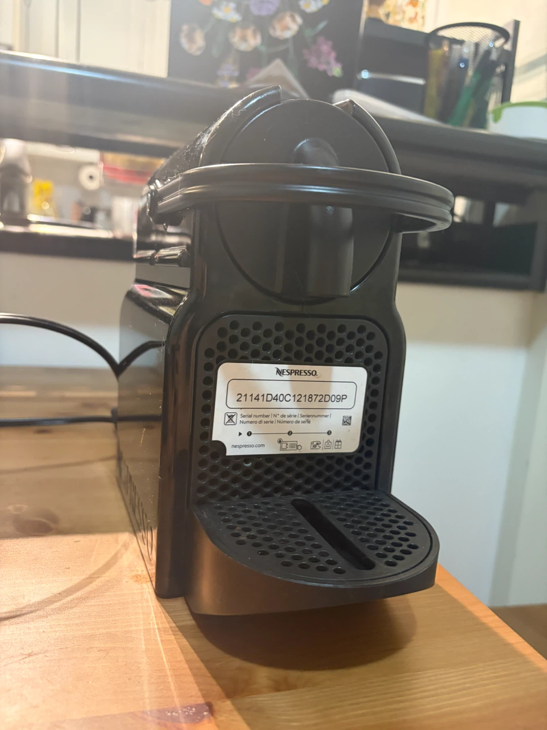 Nespresso Essenza Vertuo Coffee Machine - Black