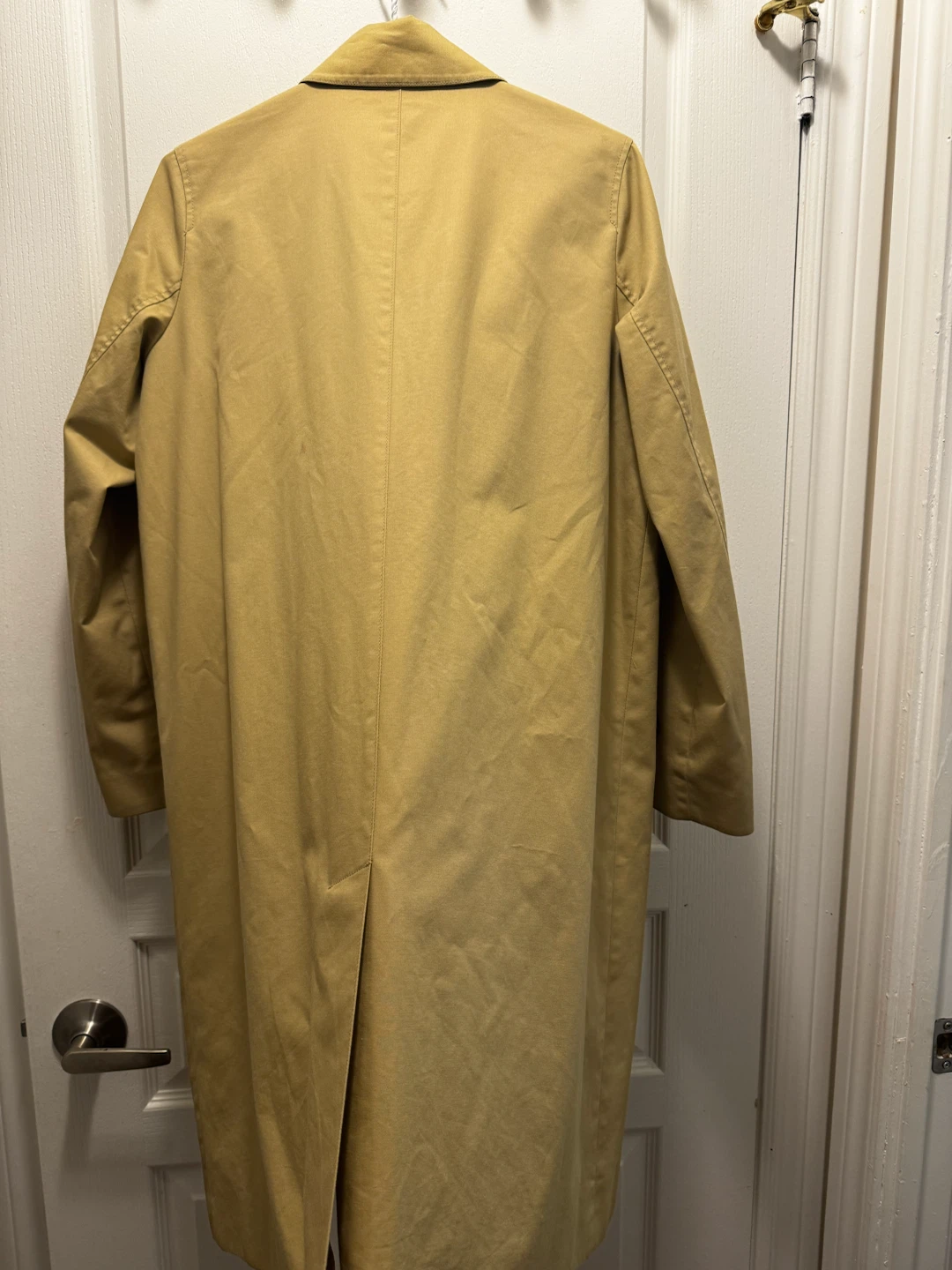 Classic Tan Trench Coat - photo 2