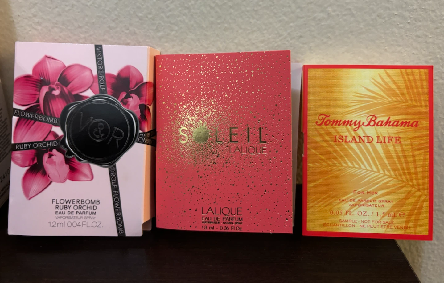 NEW-Set of 3 Samples: Viktor&Rolf, Lalique, Tommy Bahama