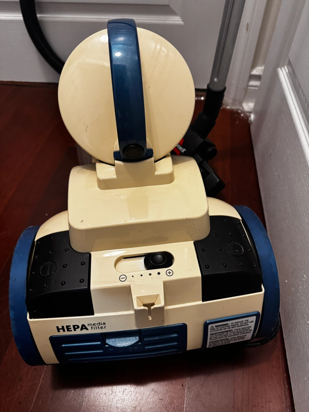 Bissell Cleanview Multi Cyclonic Vacuum - photo 3