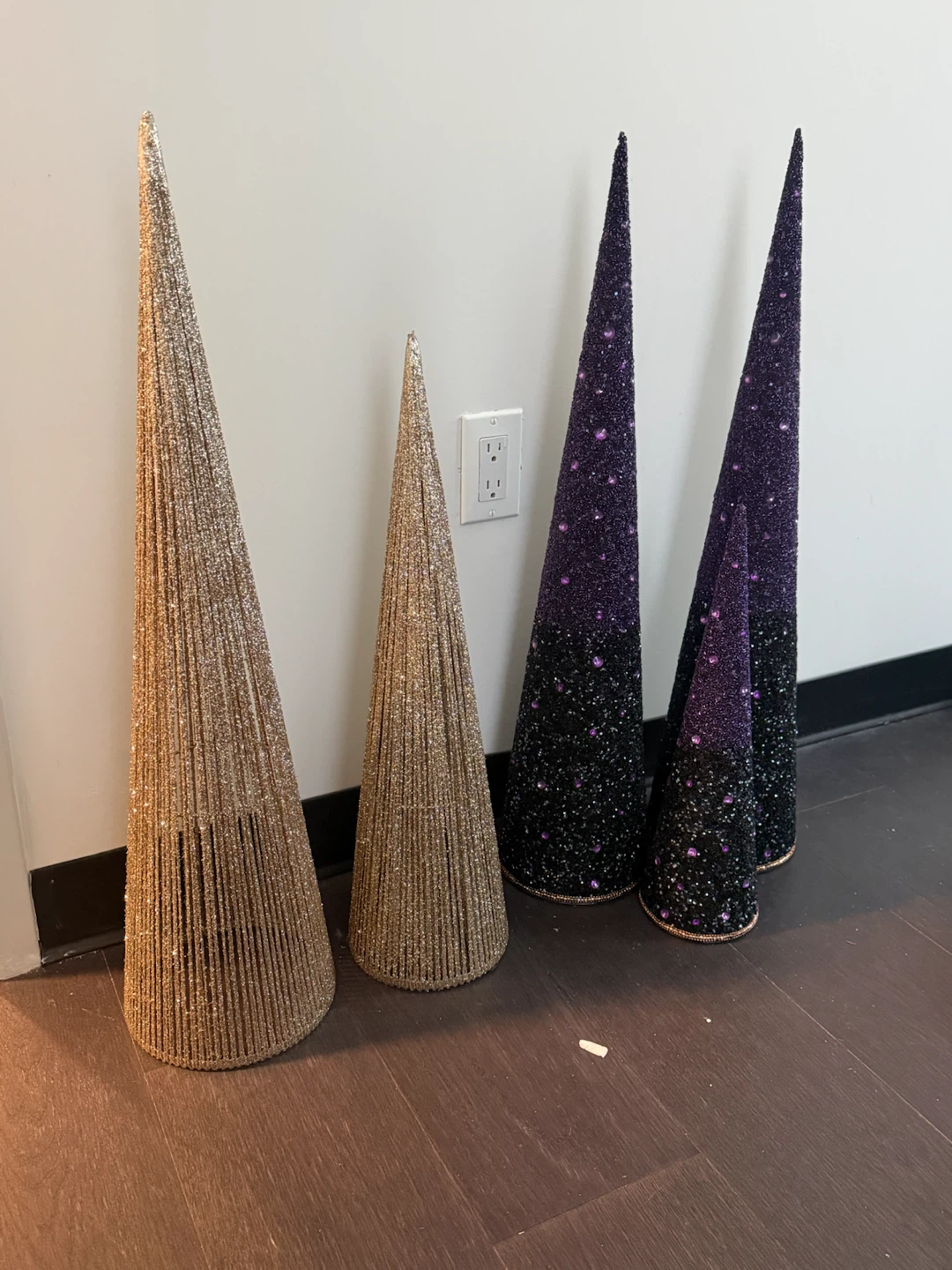 Set of 4 Decorative Glitter Cone Trees - photo 2