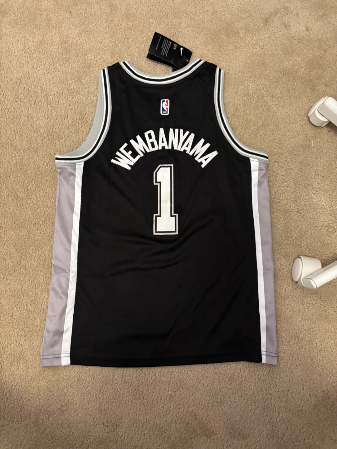 San Antonio Spurs Wembanyama Jersey Size L