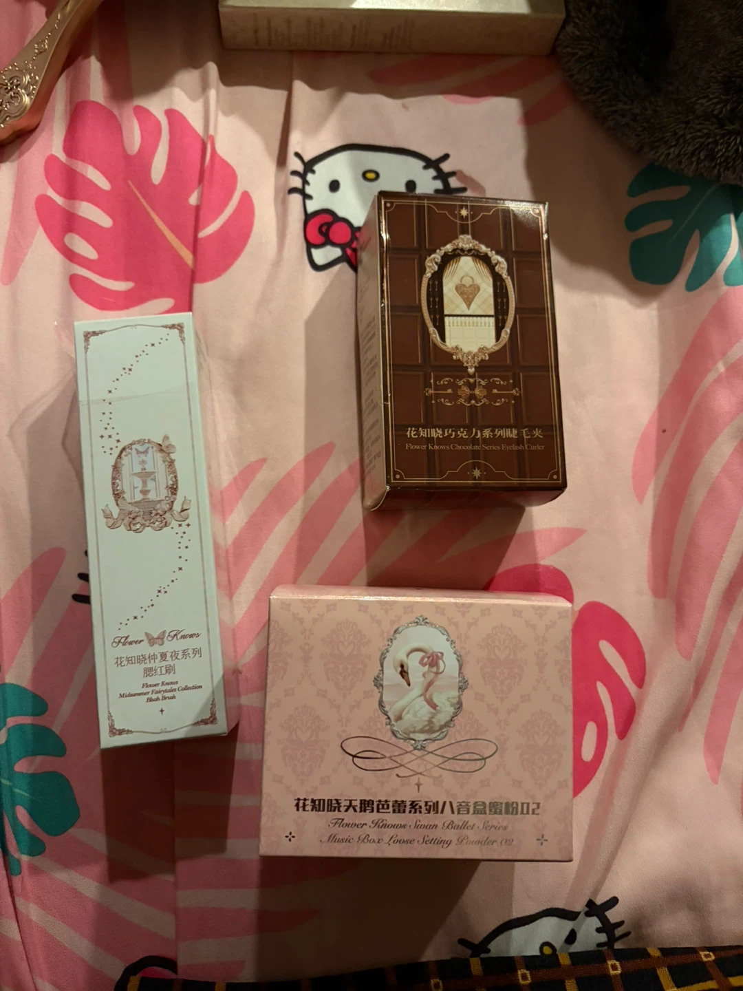 Flower Knows Makeup🧁🍭 - photo 3