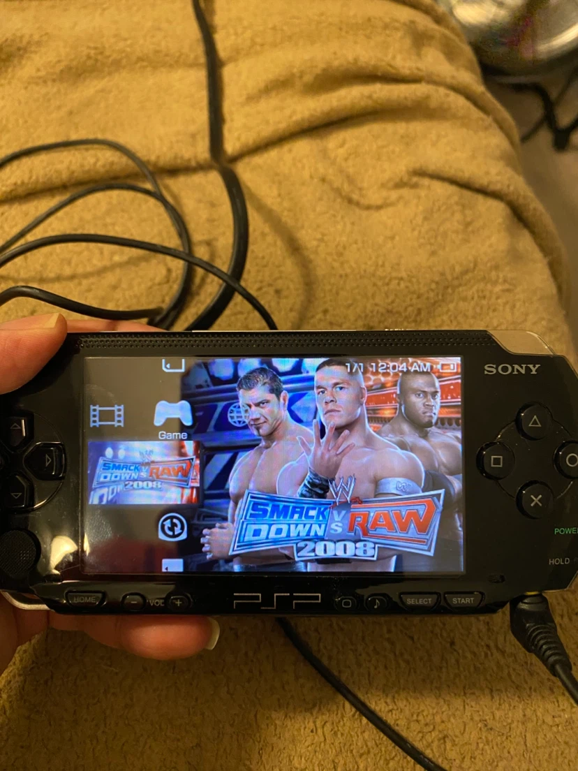 Sony PSP Handheld Console with 5 Games - photo 2
