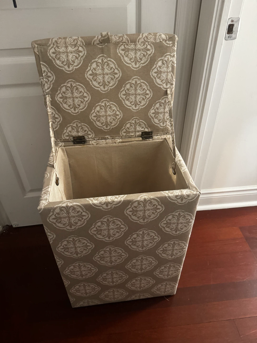 Patterned fabric storage ottoman - photo 2