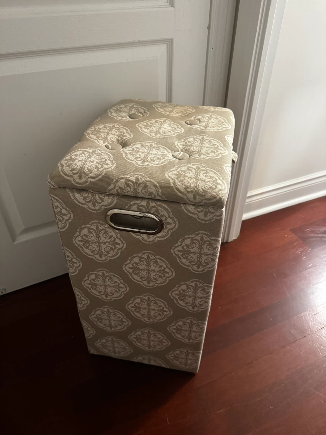 Patterned fabric storage ottoman - photo 4