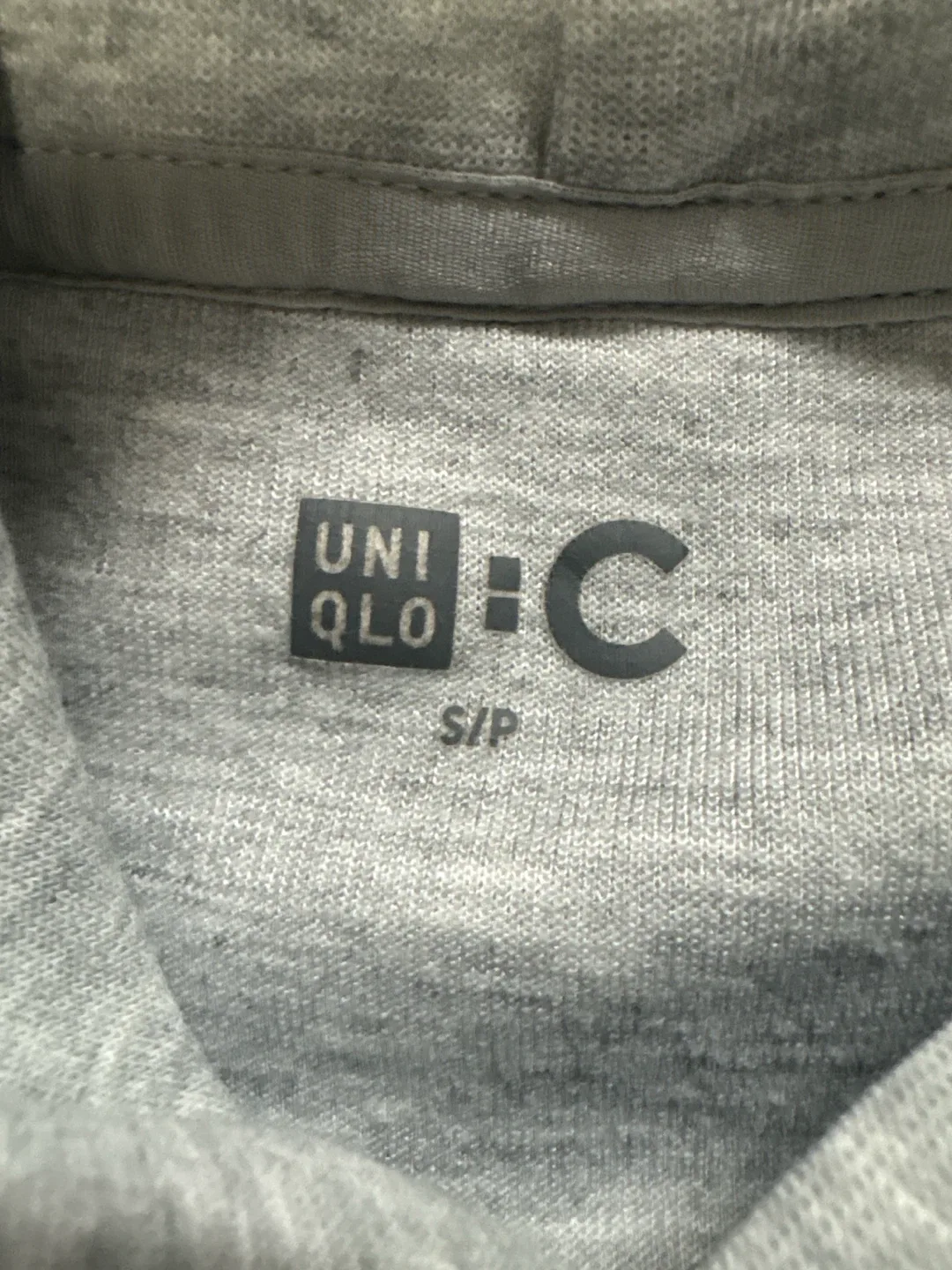 Uniqlo S Grey Hoodie - photo 3