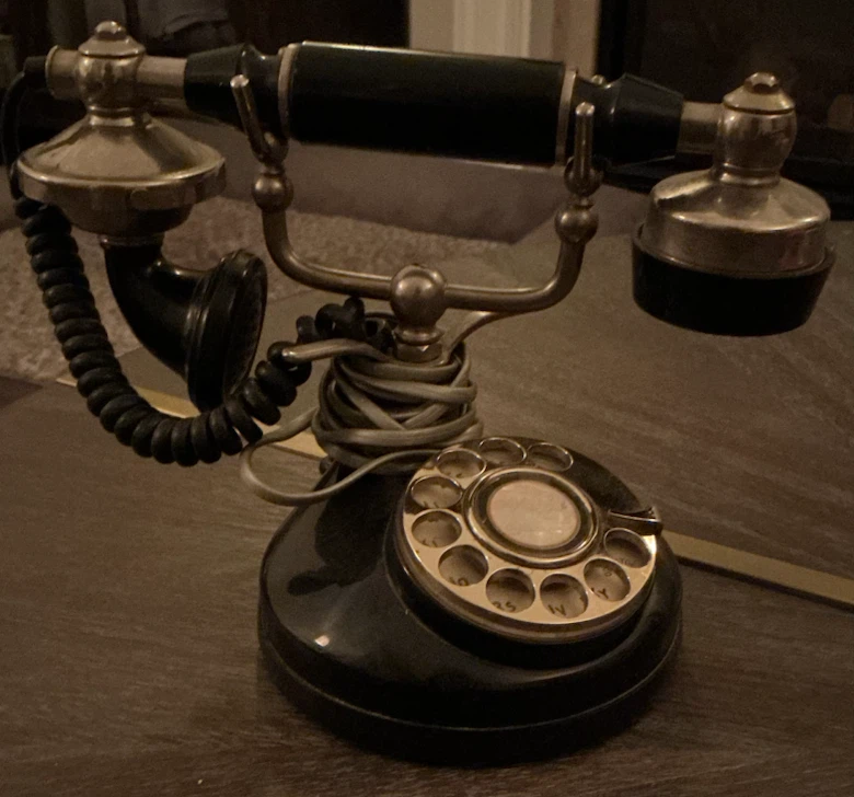 Vintage Style Rotary Telephone