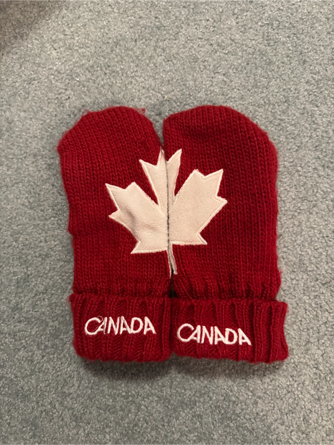 Red Canada Olympic Mittens