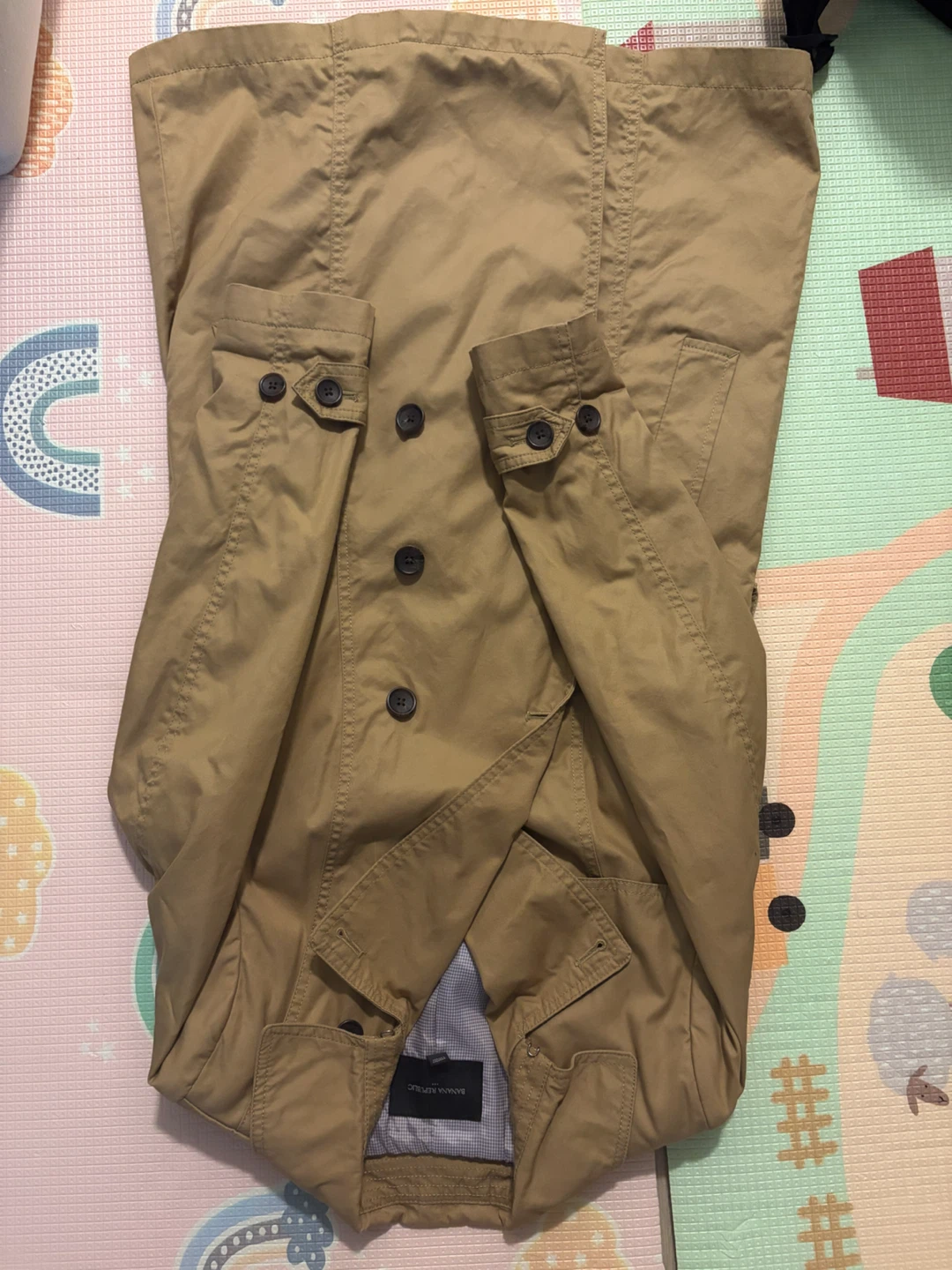Banana Republic Trench Coat - photo 2