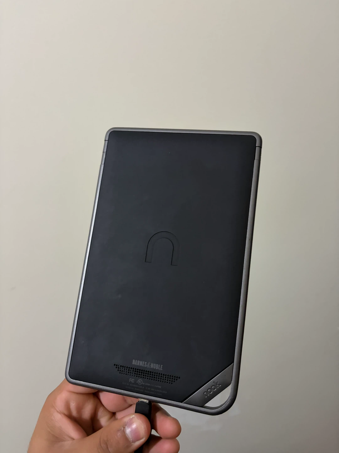 Barnes & Noble Nook Color e-reader - photo 3