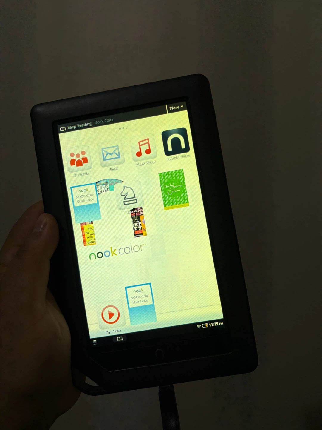 Barnes & Noble Nook Color e-reader - photo 4
