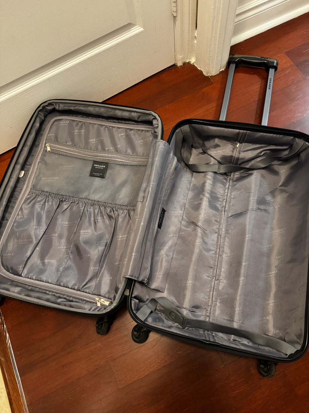 LocknLock Hardside Carry-on Spinner Suitcase - photo 3