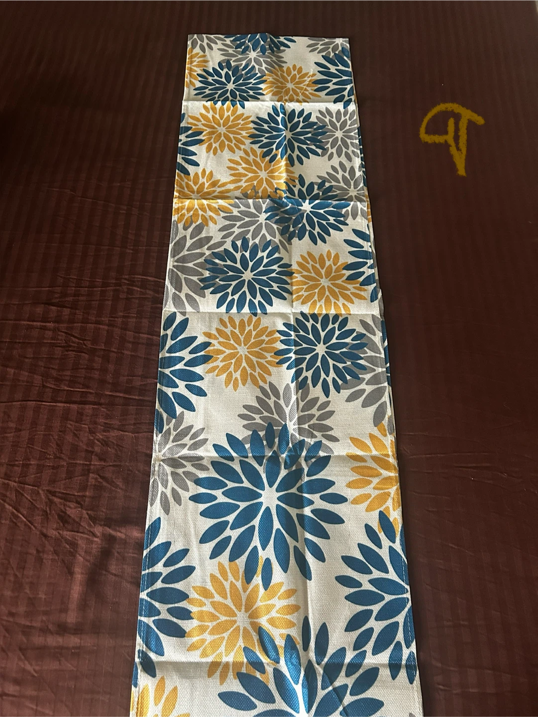 Table runner