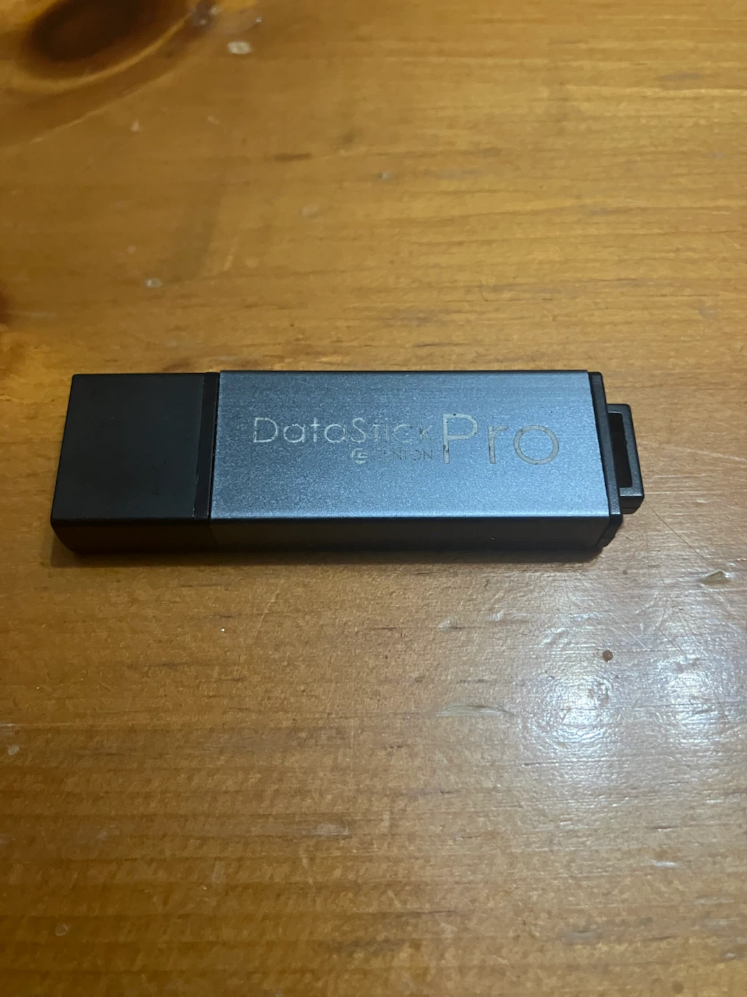 DataStick Pro USB Drive 8GB