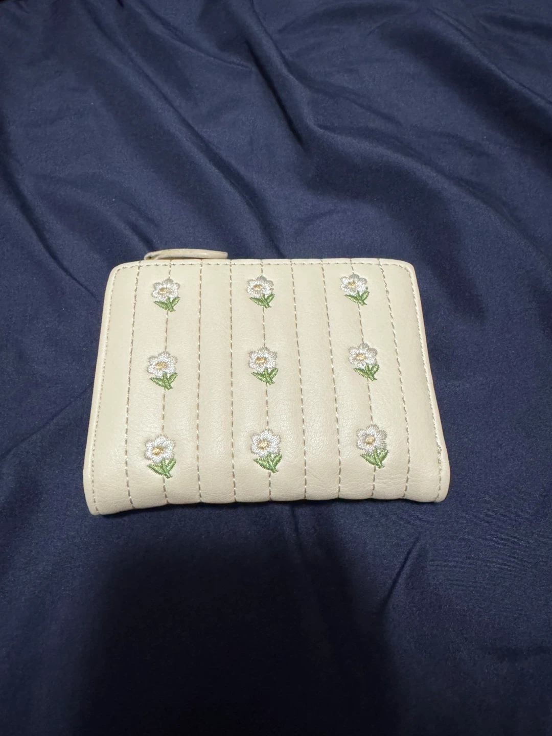 PINK Coin Purse with FREE Beige Snap Wallet - photo 4