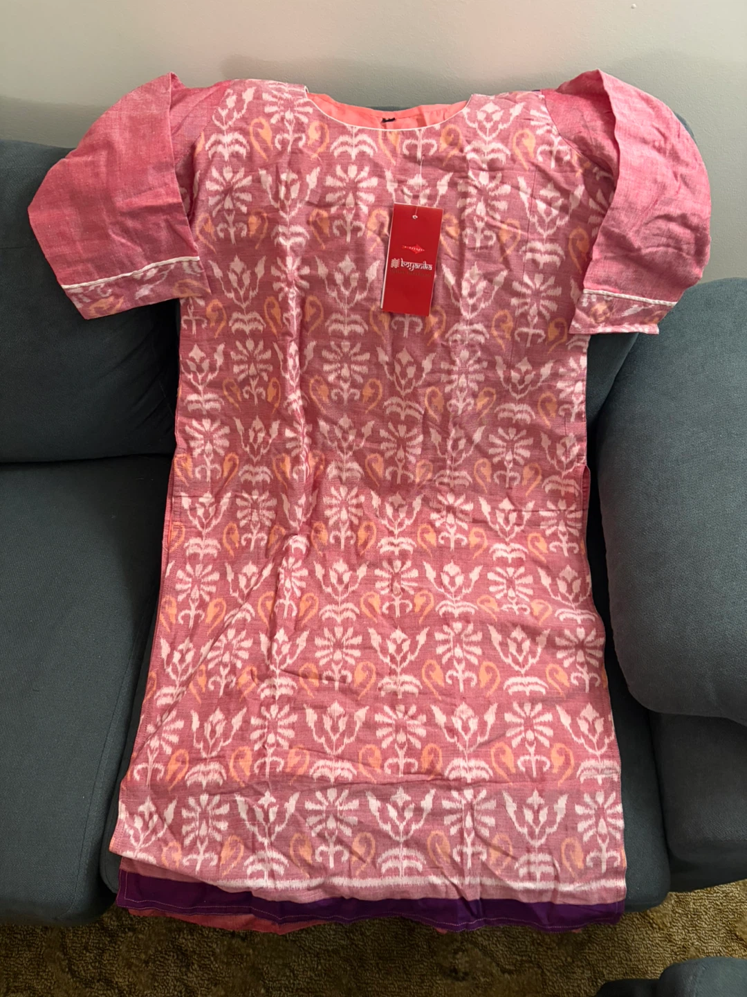 Assorted Women's Clothing Items - photo 3