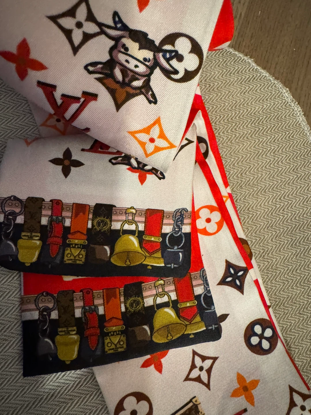 Authentic Louis Vuitton Monogram Reversible twilly - photo 2