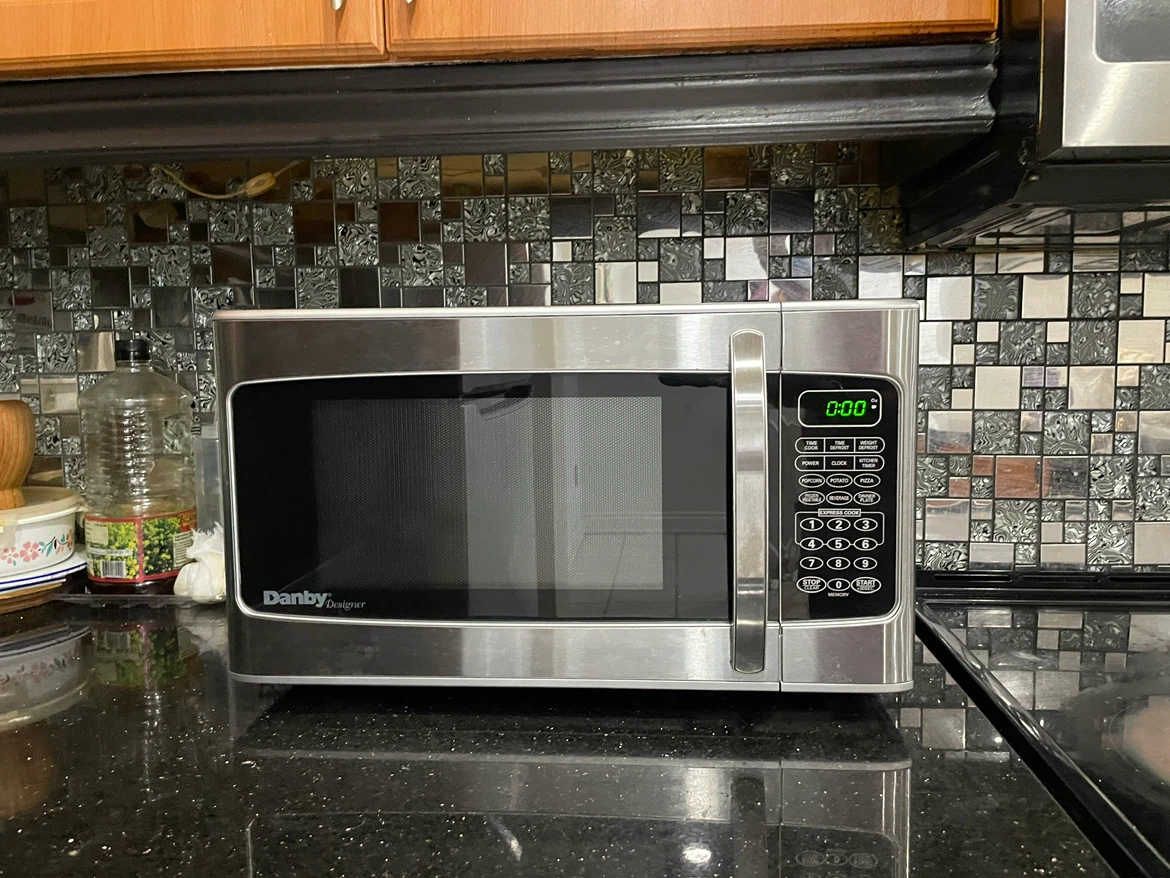 Danby Designer Stainless Steel Microwave