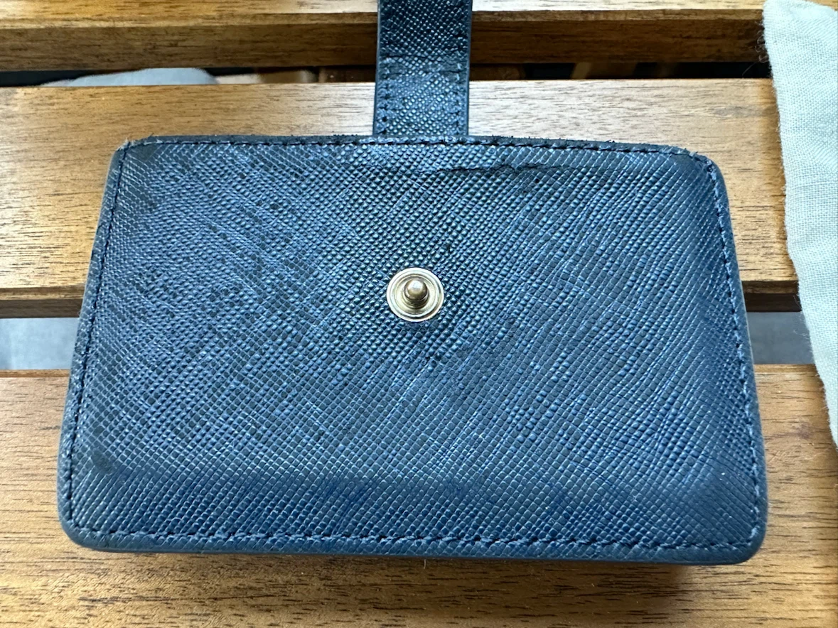 Roots Genuine Leather Card Holder - photo 2