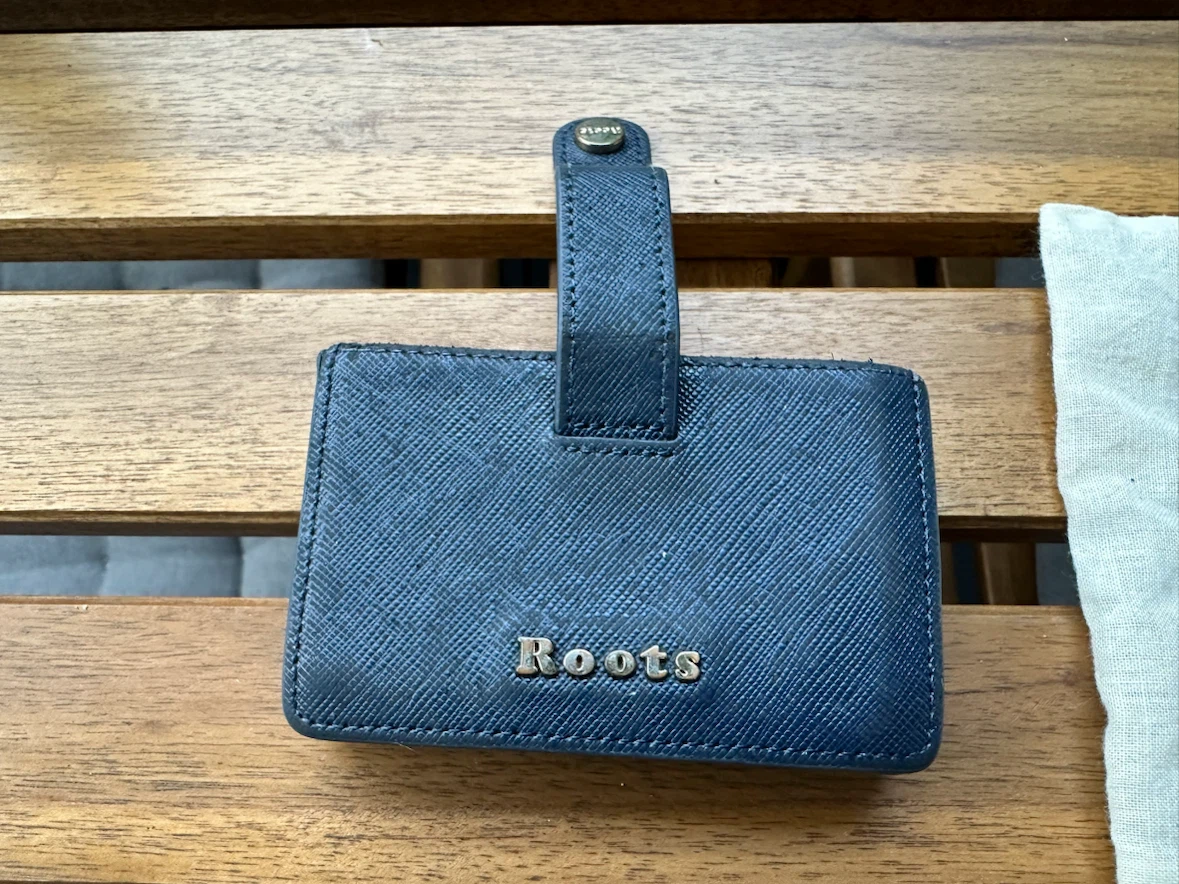 Roots Genuine Leather Card Holder - photo 3