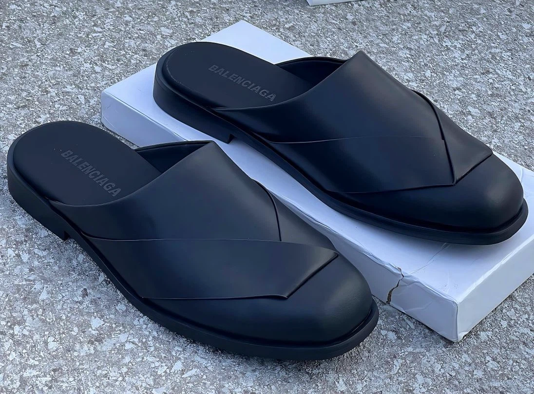 Balenciaga Black Leather Mules