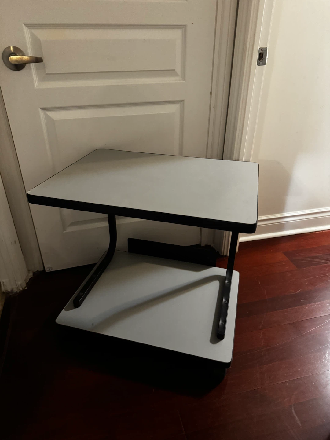 Rolling side table with shelf - photo 3