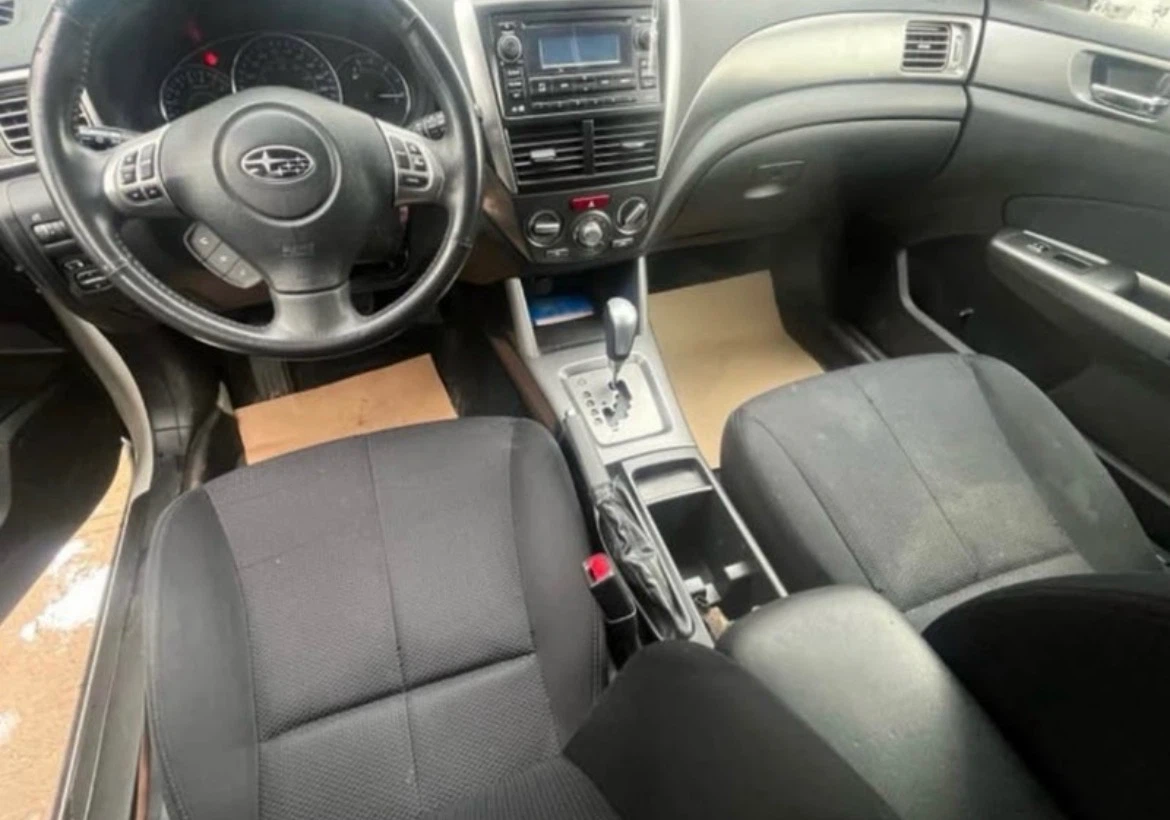 Subaru Forester SUV - photo 2