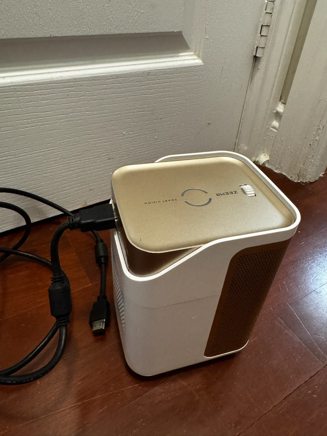 ZEEMR Smart Projector PN15