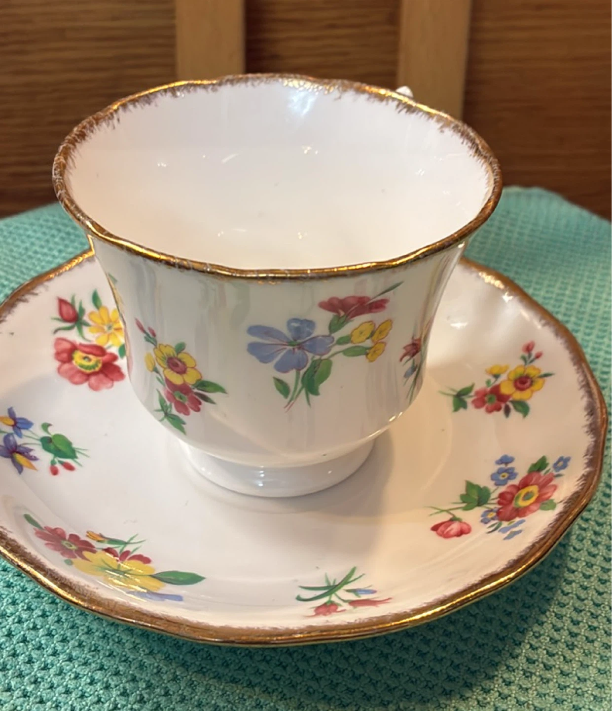 Vintage Vale Bone China Tea Cup and Saucer - photo 3
