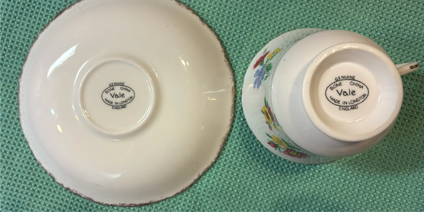 Vintage Vale Bone China Tea Cup and Saucer - photo 5