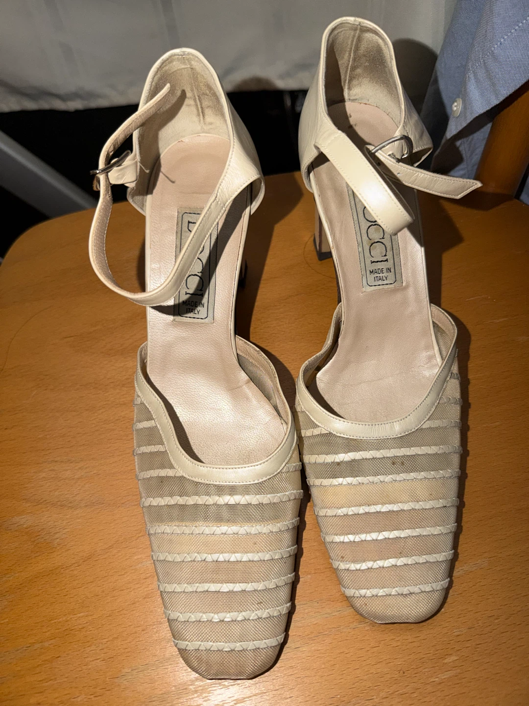Cocci cream leather and mesh heels