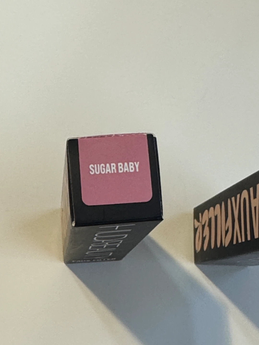1 huda Beauty Faux Filler Lip Glosses Sugar Baby