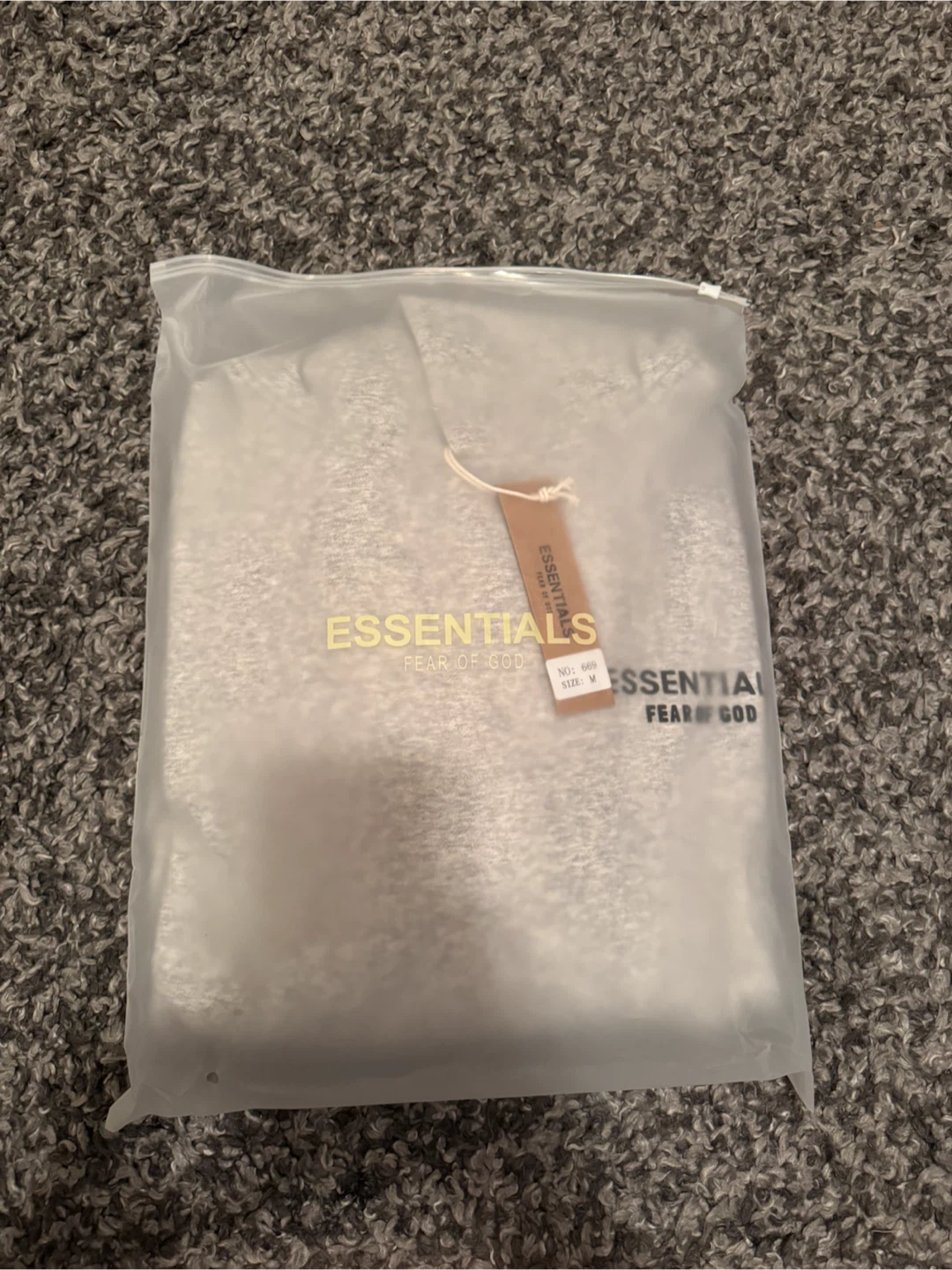 Essentials - photo 3