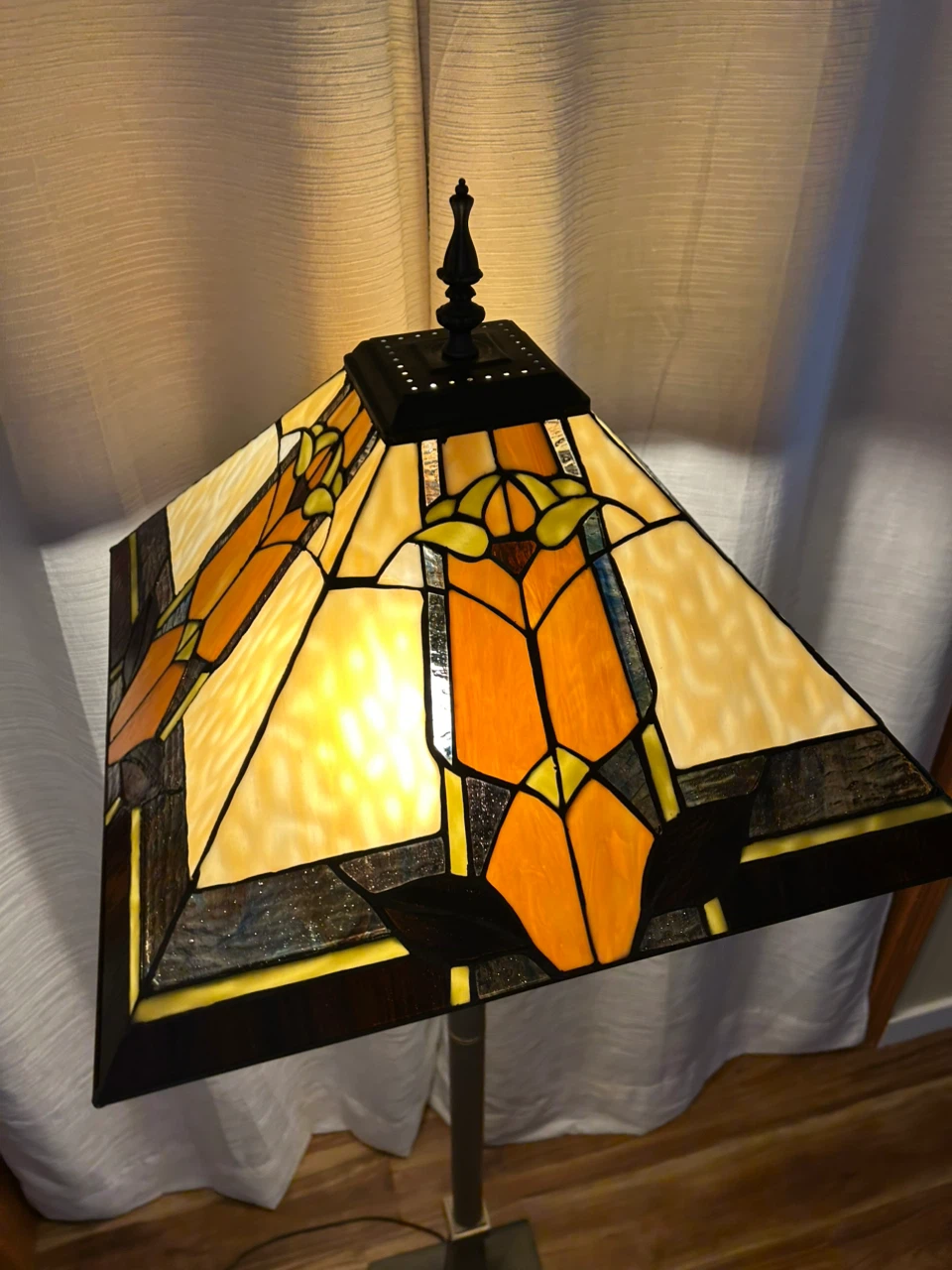 Stained Glass Floor Lamp - photo 2