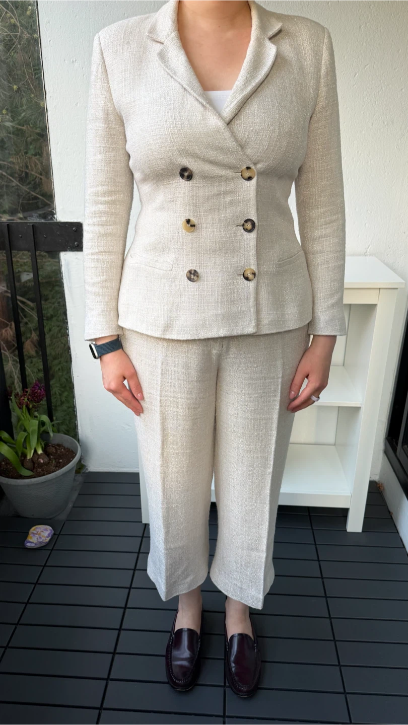 The Fold Beige Tweed Suit (women’s medium) - photo 2