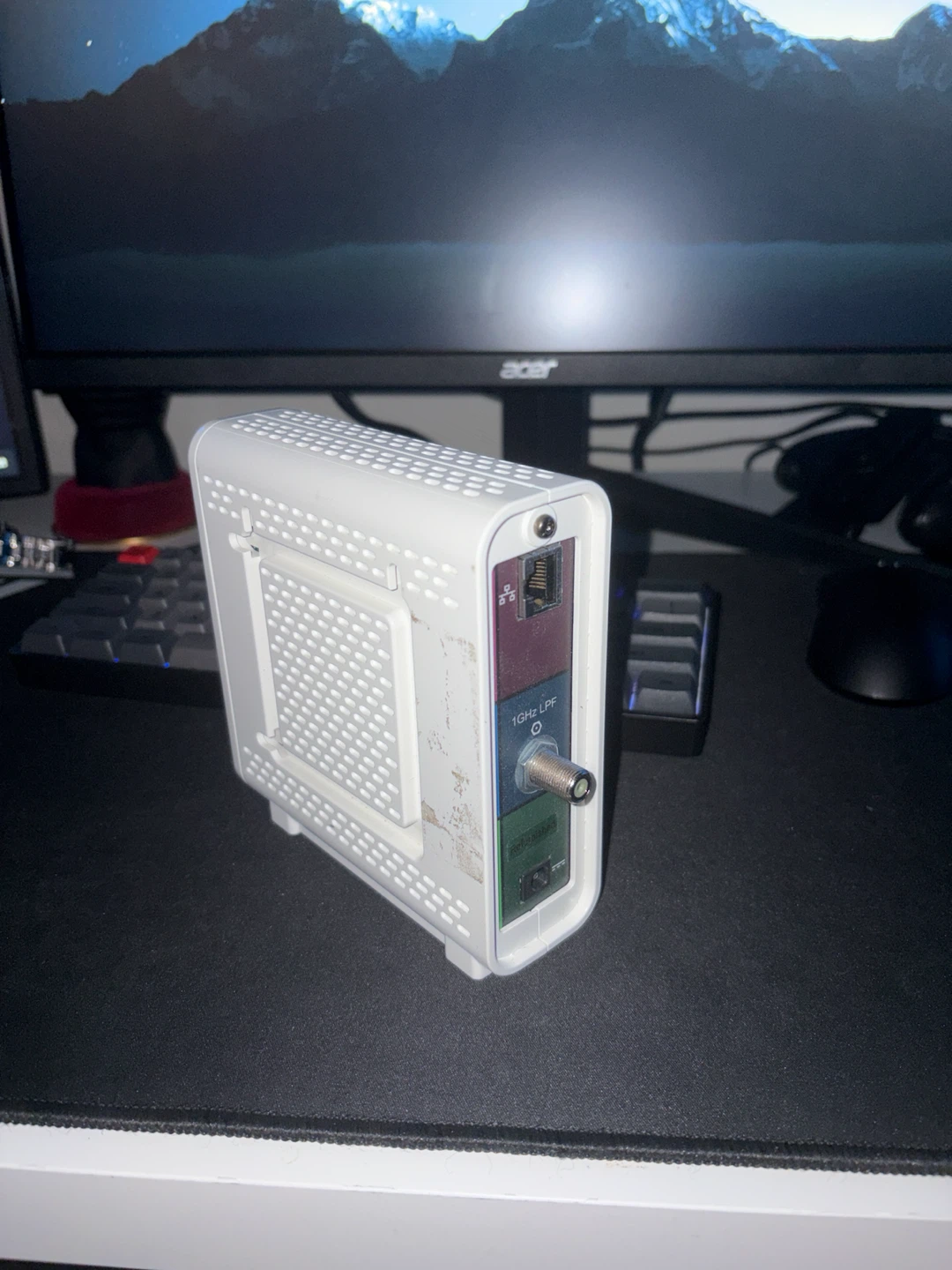 Arris Surfboard SB6141 Cable Modem - photo 3