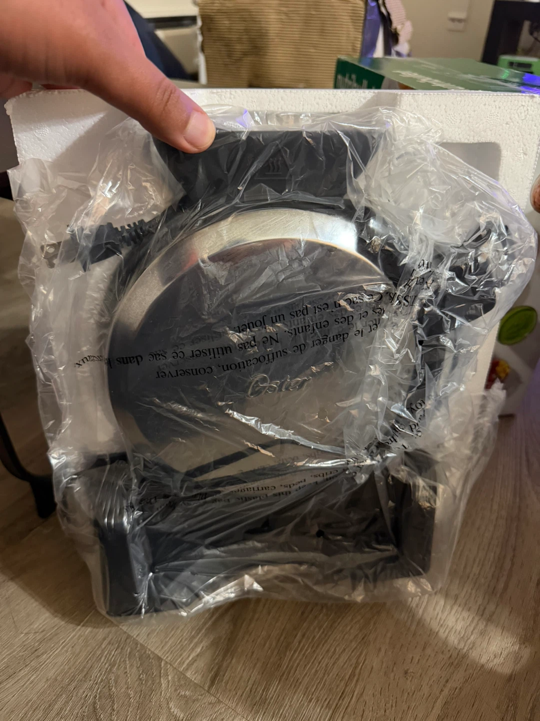 Oster DiamondForce Vertical Waffle Maker - photo 3
