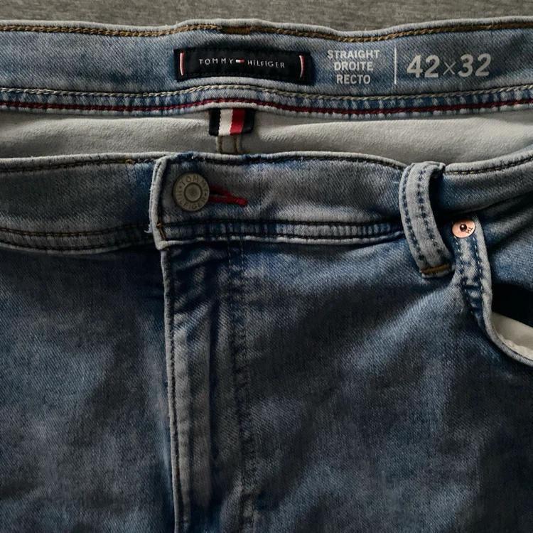 Tommy Hilfiger Straight Leg Jeans 42x32 - photo 2